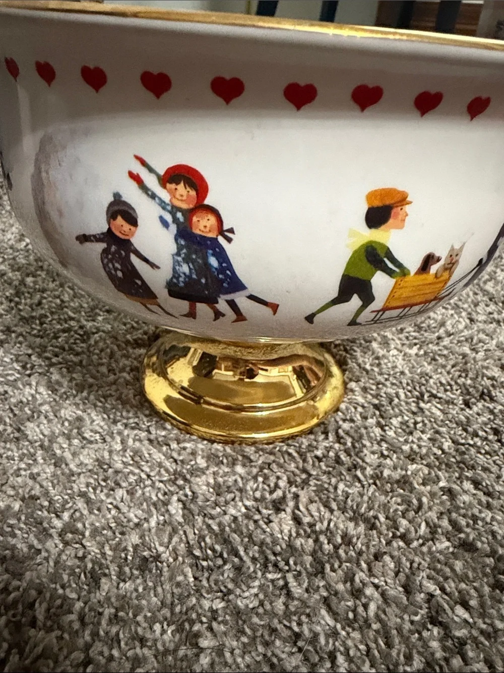 Vintage Charles Wysocki Christmas pedestal bowl